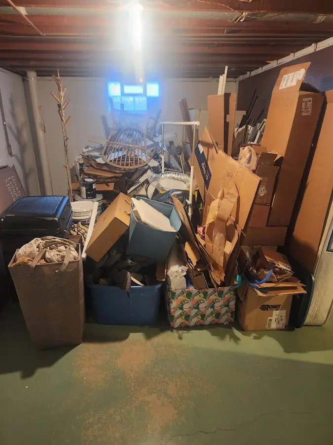 Roll-off dumpster container at job site for Yard Waste Dumpster Rental in Rising Sun-Lebanon